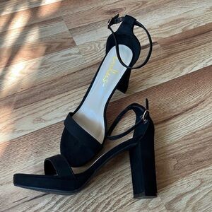 Lulu's Black Block Heel Ankle-Strap Sandals